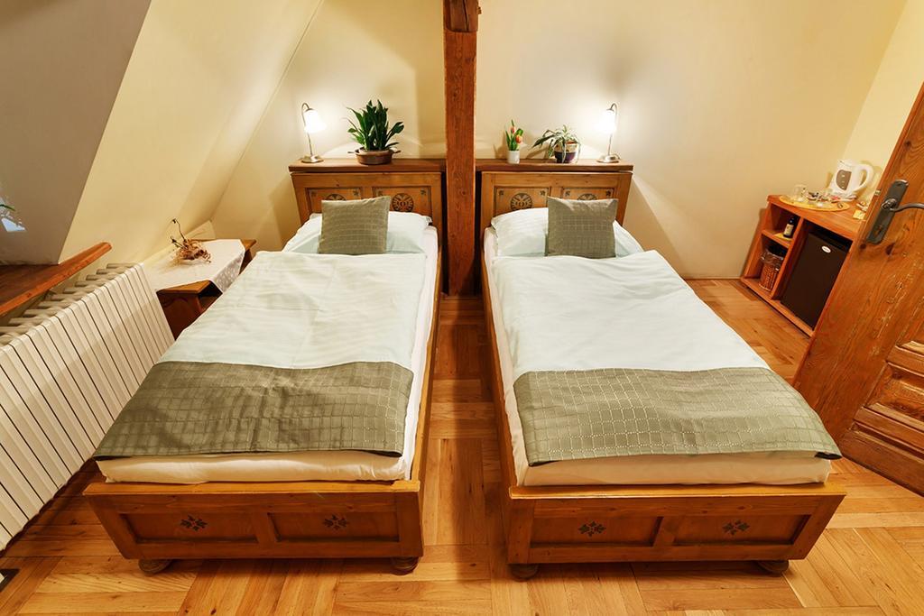 Penzion U Kriveho Psa Frydek-Mistek Room photo